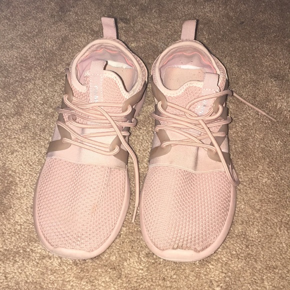 gianni bini tennis shoes